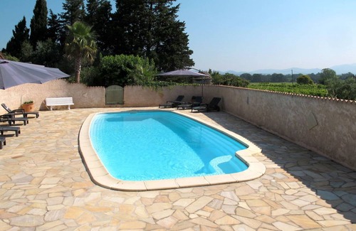 Roquebrune-sur-Argens Apartment | 38 m² Apartment ∙ 1 bedroom ∙ 4 guests