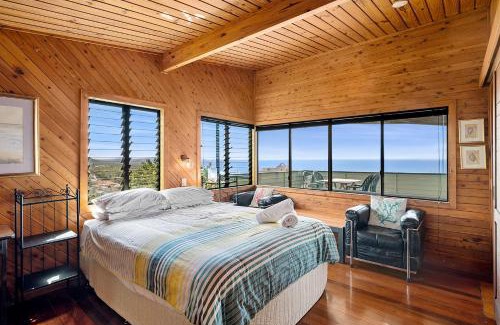 Coolum Beach House | 38 Pacific Terrace