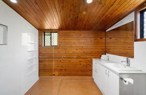 Coolum Beach House | 38 Pacific Terrace