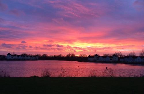 South Cerney House | 38 Windrush Lake