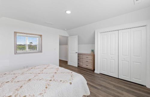 Keen-Wik On the Bay House | 38030 Keenwick Family Home