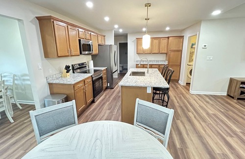Jeffersonville - Clarksville House | 3805 Hamburg pike,New Home 2025, perfect for a family ,With a Jacuzzi hot tub,