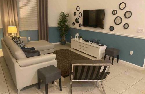 Bay Hill House | 3860 - Wonderful and Modern House with pool Close Disney
