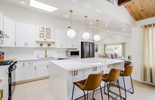 Mission Fields House | 3892 Carmel Pearl - Remodeled, A Perfect Getaway