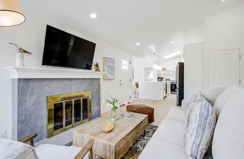 Mission Fields House | 3892 Carmel Pearl - Remodeled, A Perfect Getaway