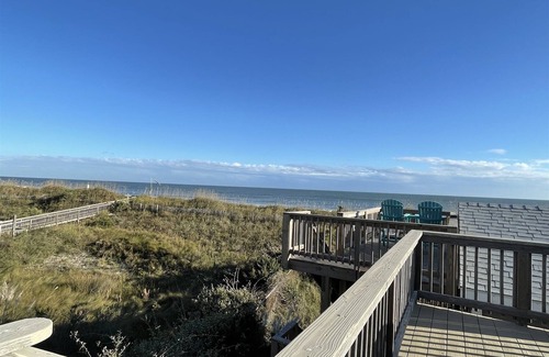 Hatteras Condo | 39 Almost Heaven Studio Bedroom Condo by RedAwning