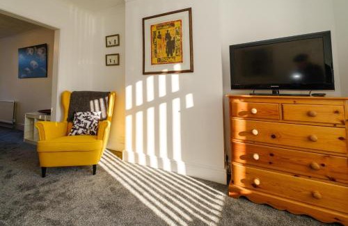 Leiston House | 39 Carr Avenue - Aldeburgh Coastal Cottages
