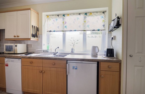 Charmouth House | 39 FERNHILL HEIGHTS, pet friendly in Charmouth
