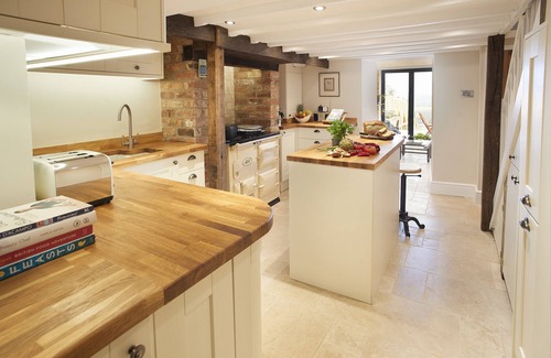 Blockley Cottage | 39 Foxtail Cottage (2 Guests) - a charming cottage in Blockley sleeping 2 guests
