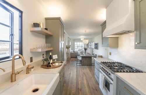 Pacific Grove House | 3917 Casa Blanca home