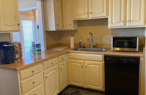 Englewood House | 3933 S Valley Brook Drive · ✪ Ed's Englewood well furnished home ✪