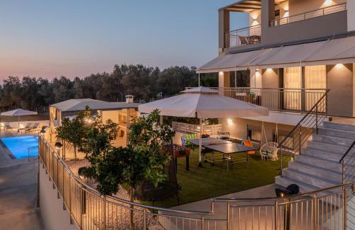 Xiro Chorio Villa | 3A's Family Luxury Villa