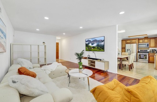 Rowland Heights House | 3B2B-Cozy House-Mountain View -Private Garden