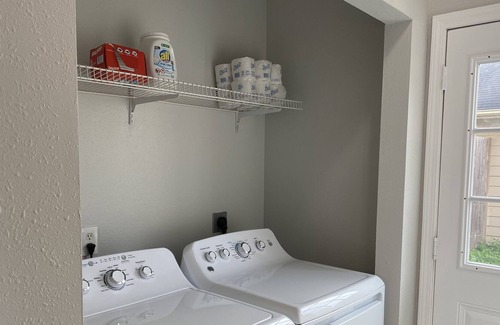 Pasadena Condo | 3BD/2.5 Bath Condo Houston Area