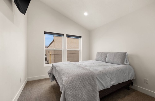 Fairpark House | 3BD/2.5 near Airport, Delta Center & Downtown SLC