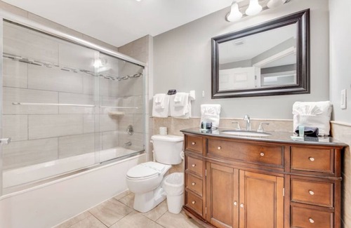 Brush - Stewarts Resort | 3BD/Daytona - Beach, Pools, Lazy River, Bar, Slides