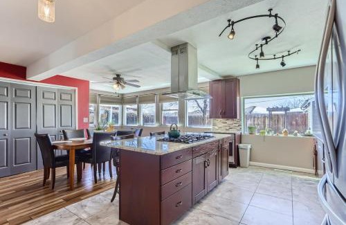 Athmar Park House | 3BD Family Friendly Walk to Huston Lake
