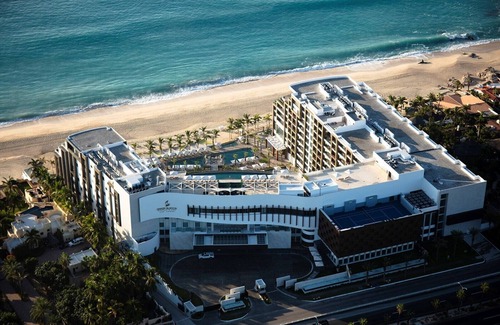 San Jose del Cabo Resort | 3BD Oceanfront Penthouse Christmas 2026