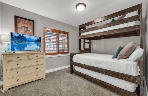 Bear Hollow Village House | 3BD Olympic Park Condo on FREE Shuttle Line