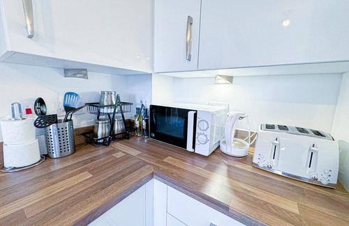 Birmingham House | 3bed House For Contractors/large Group Sleep Upto9