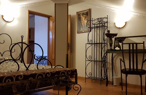 Arnal House | 3Bedroom Penthouse in Luxury Villa 5* (5-8Guests)
