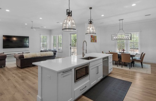 Santa Rosa Beach House | 3br/2.5ba, Sleeps 8, Private Beach Access!
