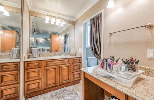 Mission Viejo House | 3Br/2Ba Gem in So. Orange County! Enjoy Lake & Pool Access. Your perfect retreat
