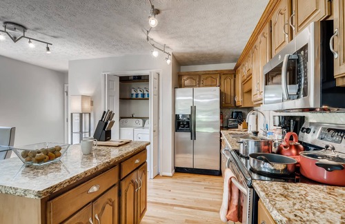 Franklin House | 3BR 2bath Gorgeous Country Near Nashville F1