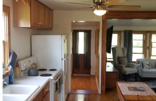 Brooklin House | 3BR 2Bath Home in Brooklin The Rockbound House 1HR to Acadia National Park