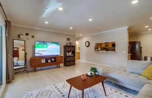 Chula Vista Condo | 3BR/2BTH Garage, King, Crib, Pool & Hot Tub