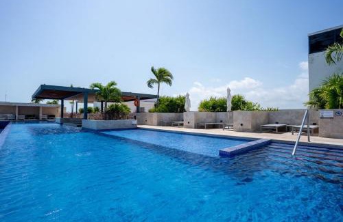Playa Mujeres Apartment | 3BR Beachfront Luxury Condo w/Great Features