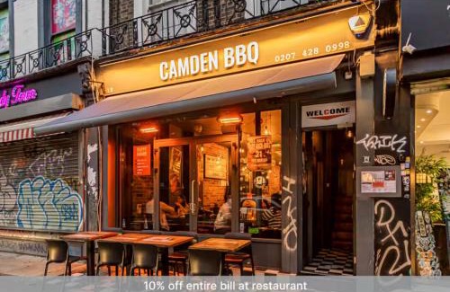 Camden Town with Primrose Hill Apartment | 3BR City Apartment - minutes from tube station