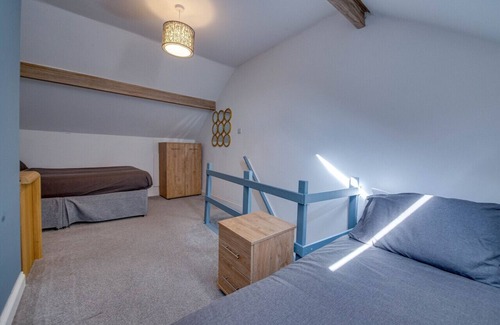 Rotherham House | 3BR Contractor House Great Location Meadowhall Rd