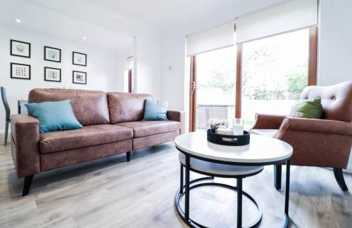 Colyers House | 3br Family Retreat With Free Parking Bexleyheath