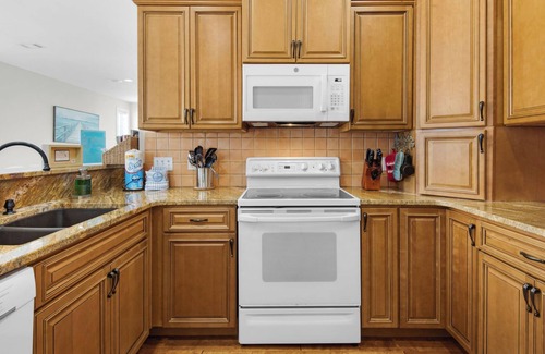 Cassine Village House | 3BR Home in Seagrove Beach + Free Tickets: Bikes, Dolphin Cruise & More!