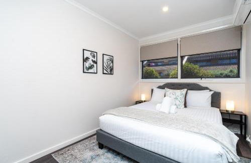 Garran House | 3BR Home near Canberra Hospital and Parliament - Hosted by CanStay