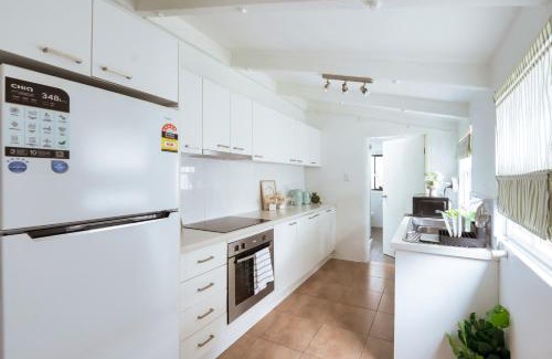 Redfern House | 3BR Home Prime Location Redfern