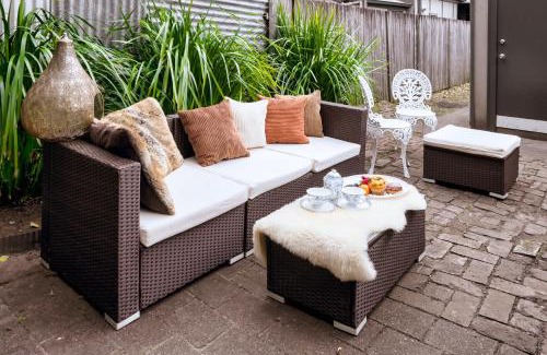 Redfern House | 3BR Home Prime Location Redfern