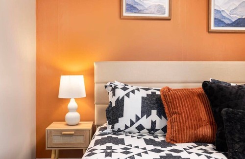 Bristol House | 3BR house minutes from speedway & downtown