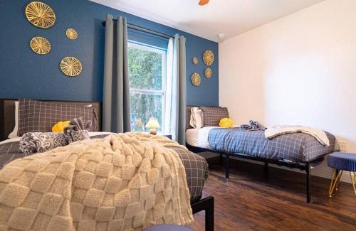Lakeland House | 3BR Modern Magnolia Lakeland Close to Downtown, Lego, Disney