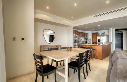La Paz Apartment | 3BR Ocean View & Terrace at Vistamar