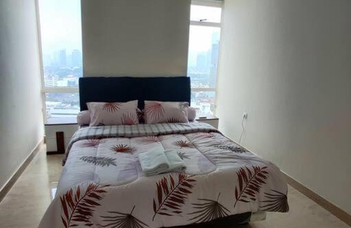 Cikini Apartment | 3BR, PRIVATE LIFT, Central Jakarta, BIG POOL.