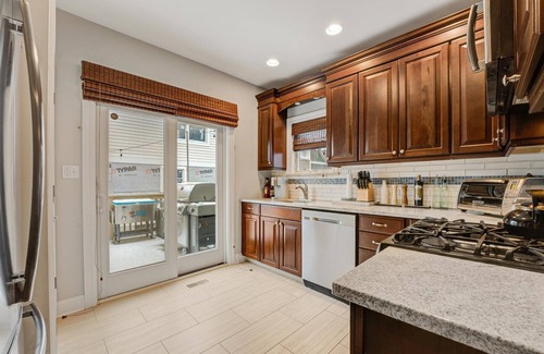 Sea Bright House | 3BR Sea Bright Family Shore House - Beach Block