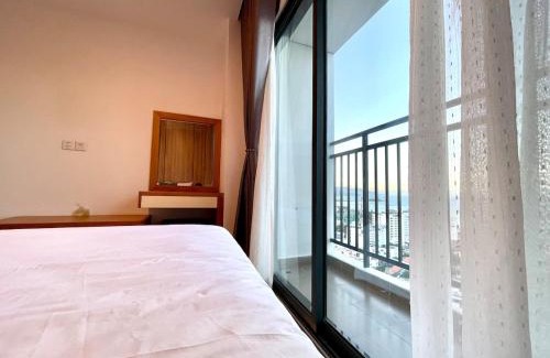 Tran Phu Beach Apartment | 3BR Sea View Bathtub with Sea View - Dqua Hotel