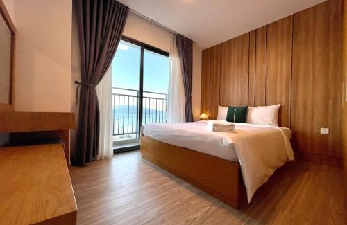 Tran Phu Beach Apartment | 3BR Sea View Bathtub with Sea View - Dqua Hotel