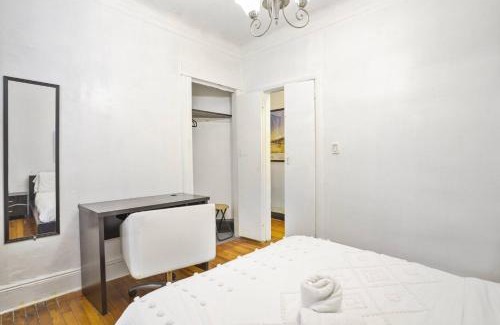 West New York Apartment | 3BR Skyline Apt in Bustling District I Great Value NJ5