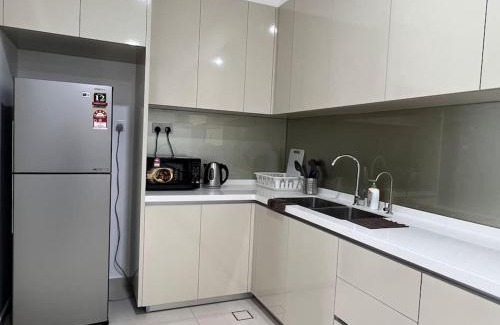 Taman Bukit Mewah Apartment | 3BR-Sora-Paradigm Residence by Guesthouse-8-9Pax