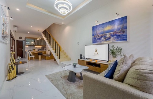 Denpasar Barat Villa | 3BR - Stylish Private Villla in Seminyak Area
