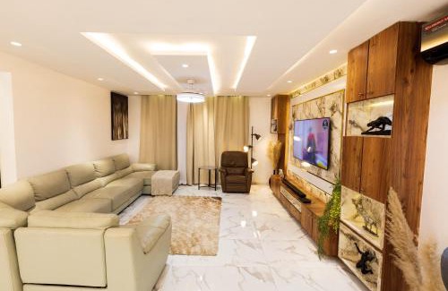 Accra House | 3BR Vacation Suite