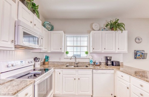 Orange Beach Villa | 3BR Villa - Close to Beach - - Pet Friendly - The Wharf - Sports